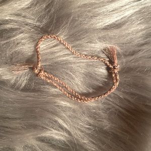 Super pretty easy adjustable bracelet